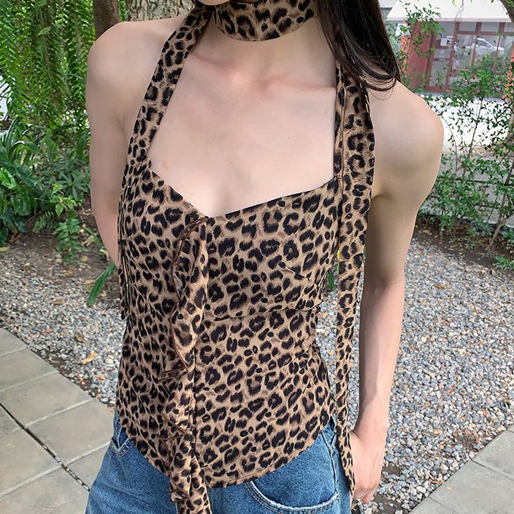 野性魅影 辣妹風豹紋露背掛脖上衣 吊帶小背心