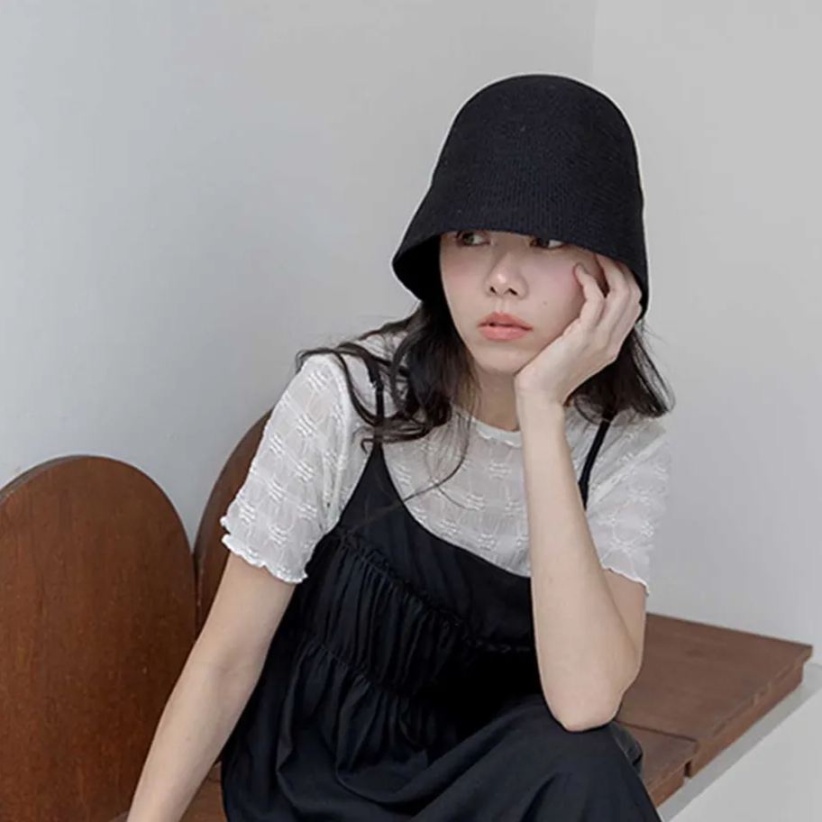 木耳邊花香 透膚 滿版緹花設計上衣*3色