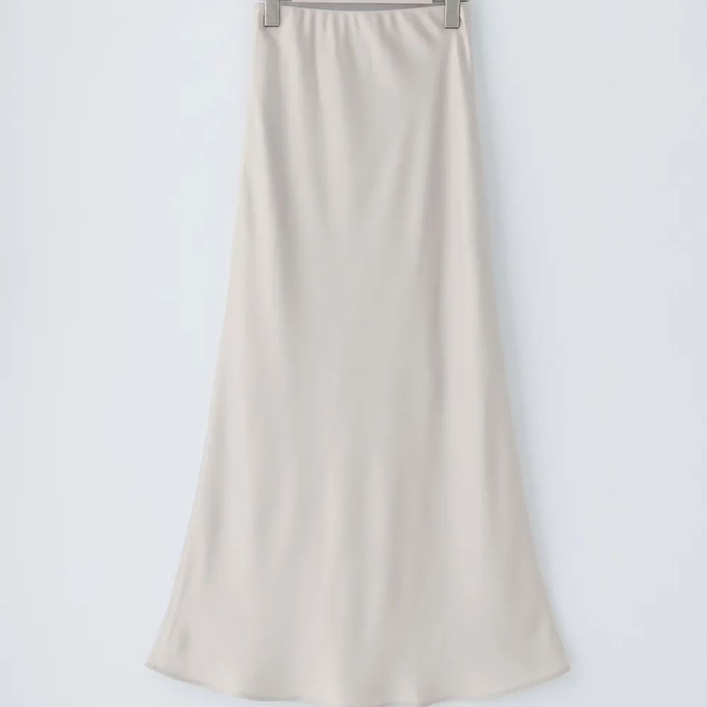 夏日魚尾 質感緞面長裙 魚尾裙