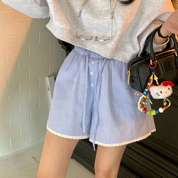 韓國正連線 夏日晚風 條紋蕾絲花邊抽繩短褲