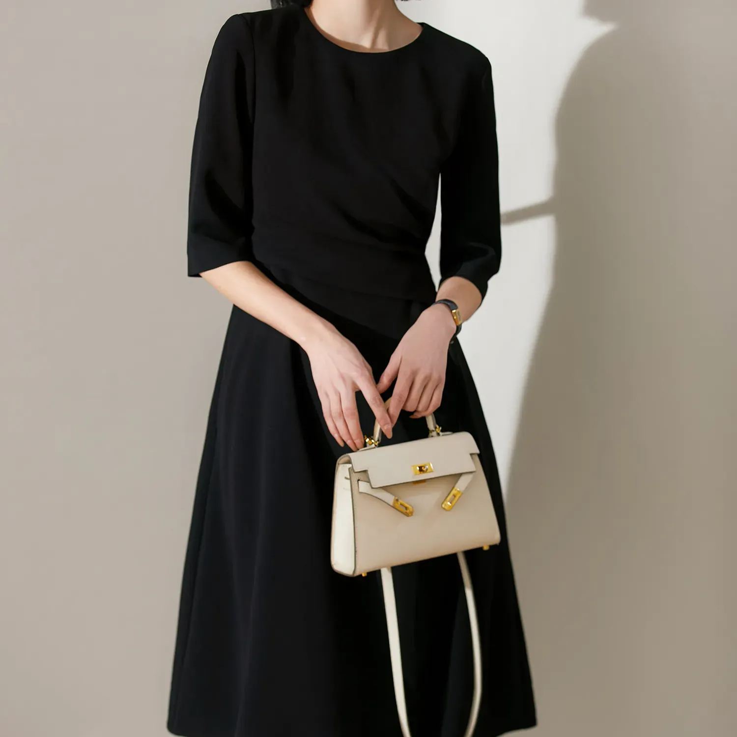 法式 船領 腰間捏褶 氣質 五分袖 約會洋裝