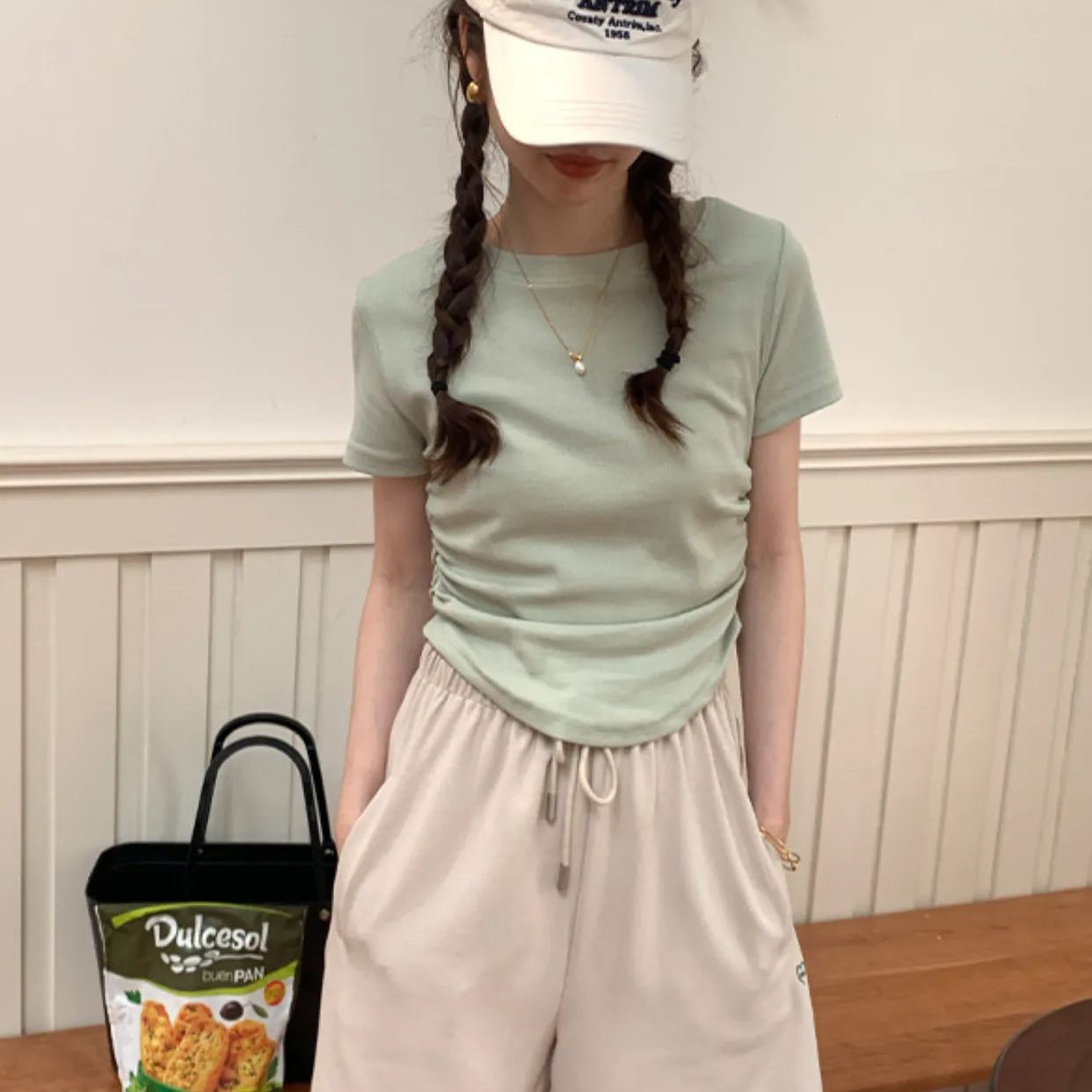 多彩夢幻 收腰抽褶設計款短袖 休閒T恤*4色