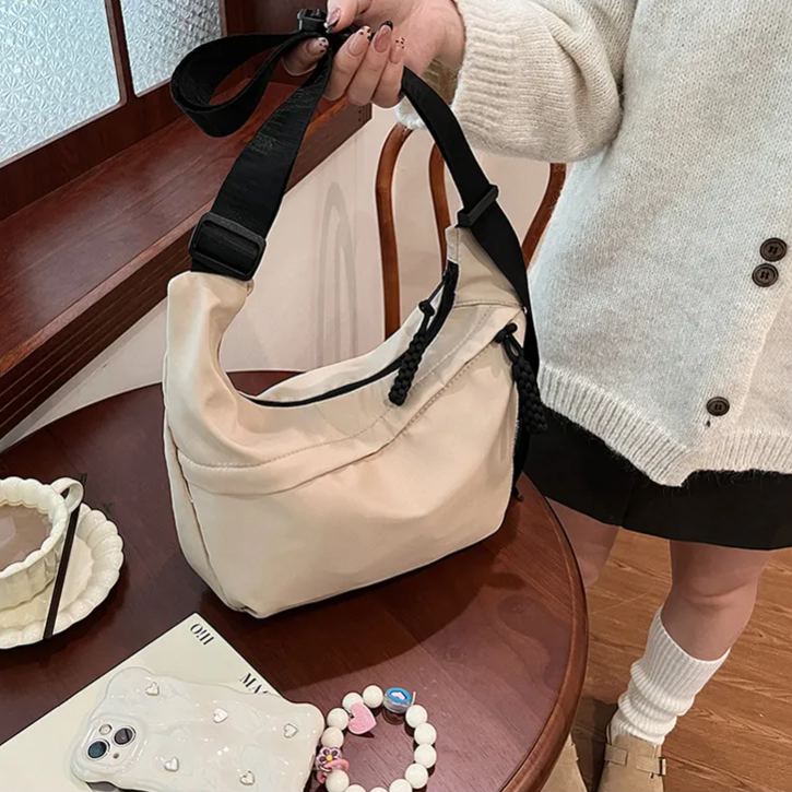 韓系 ‧ 單肩托特餃子包通勤出遊大容量