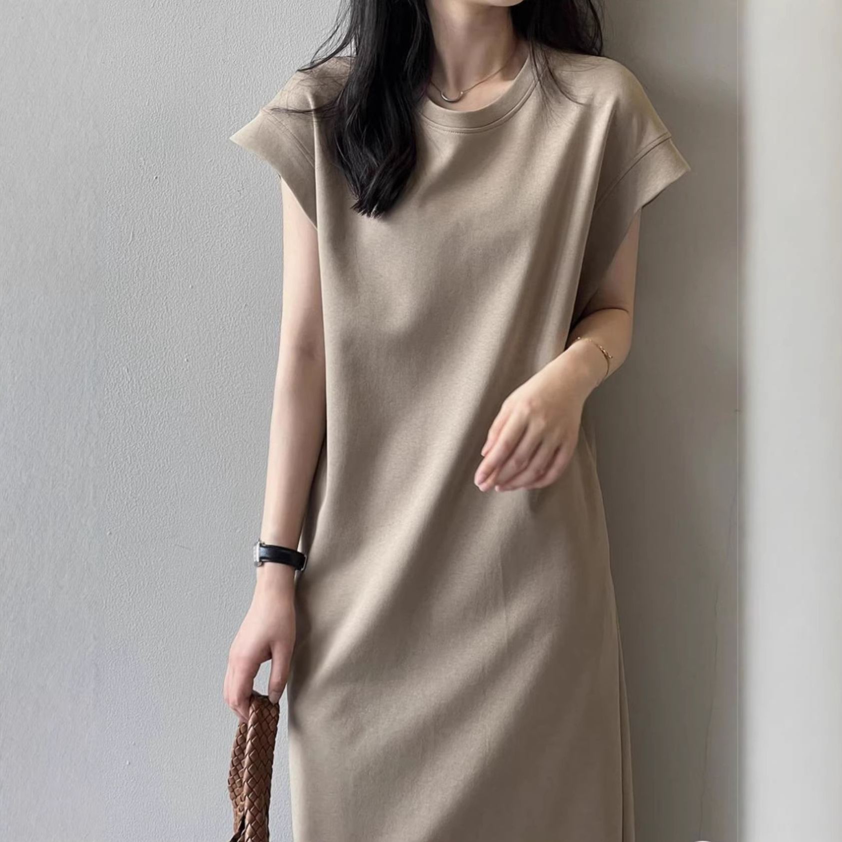 日系質感飛袖棉質洋裝 寬鬆剪裁中長版T恤洋裝