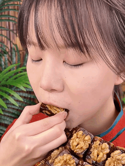 0蔗糖大顆果仁山楂烤核桃