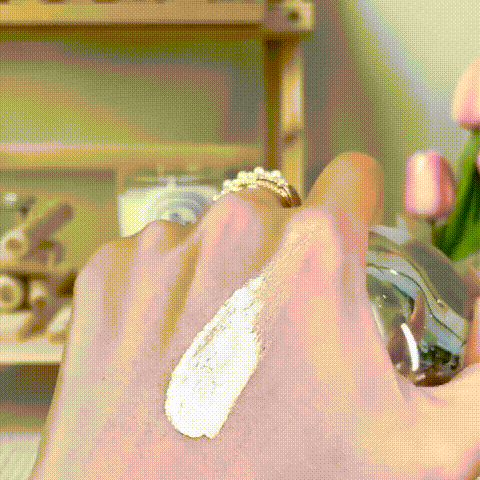 4e06744f654cdbe14bf70cc42103c758.gif
