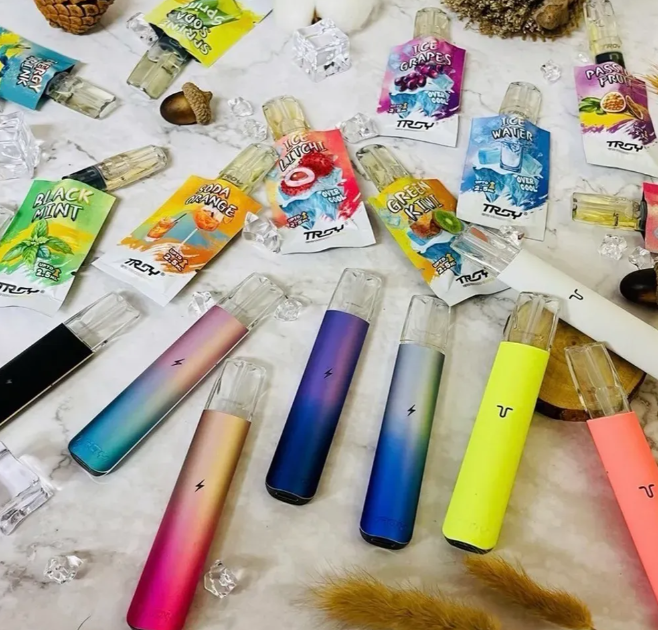 TROY特洛伊 一代通用煙彈 3顆入 極冰/清爽 兩個系列任您選擇
TROY一代 特洛伊霧化彈 通用一代煙彈通用SP2、RELX一代 (不通用RELX四代、五代)
