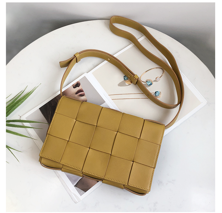 Bottega Veneta Crossbody Box Pouch in Butterscotch