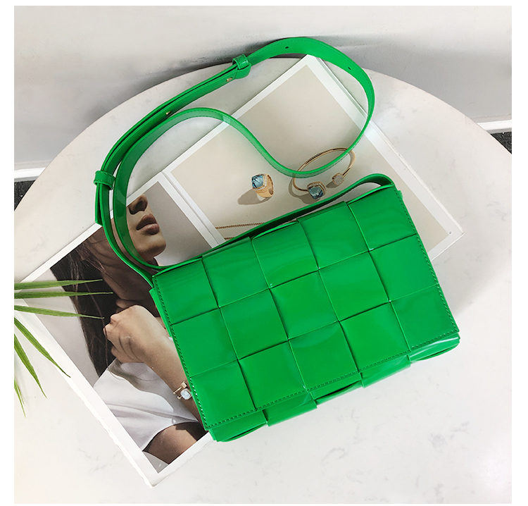 Bottega Veneta Crossbody Box Pouch in Glazed Parrot Green