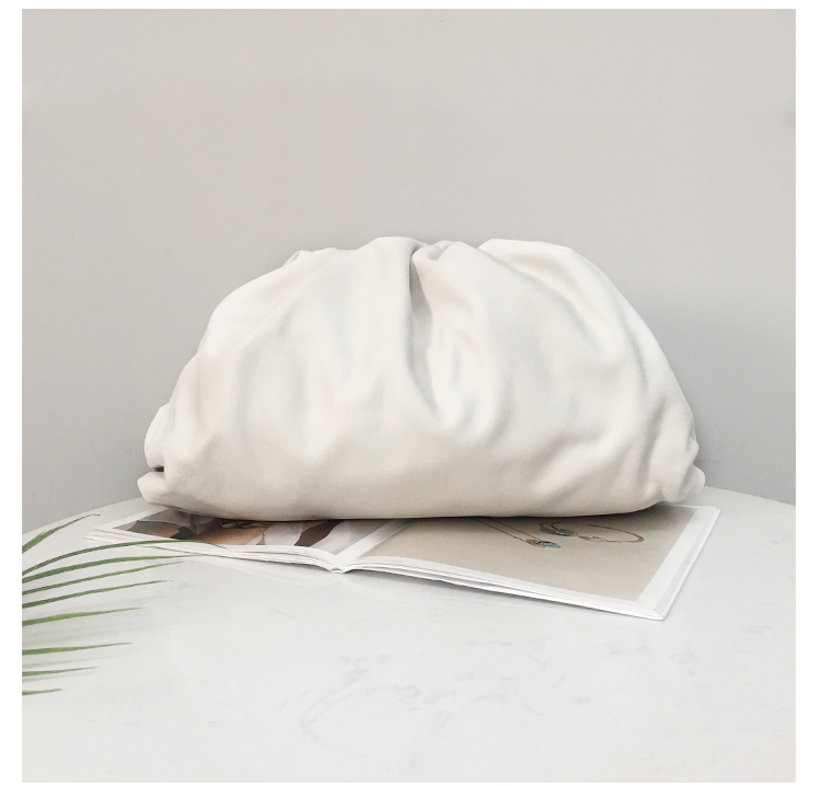 Bottega Veneta Large Pouch in Chalk