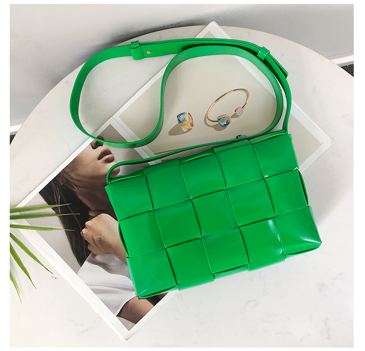 Bottega Veneta Crossbody Box Pouch in Glazed Parrot Green