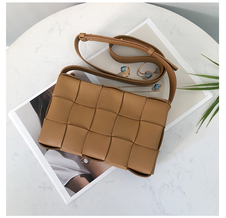 Bottega Veneta Crossbody Box Pouch in Caramel