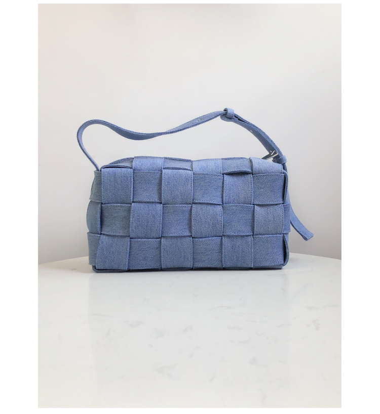 Bottega Veneta Shoulder Bag in Washed Indigo Denim (709628)