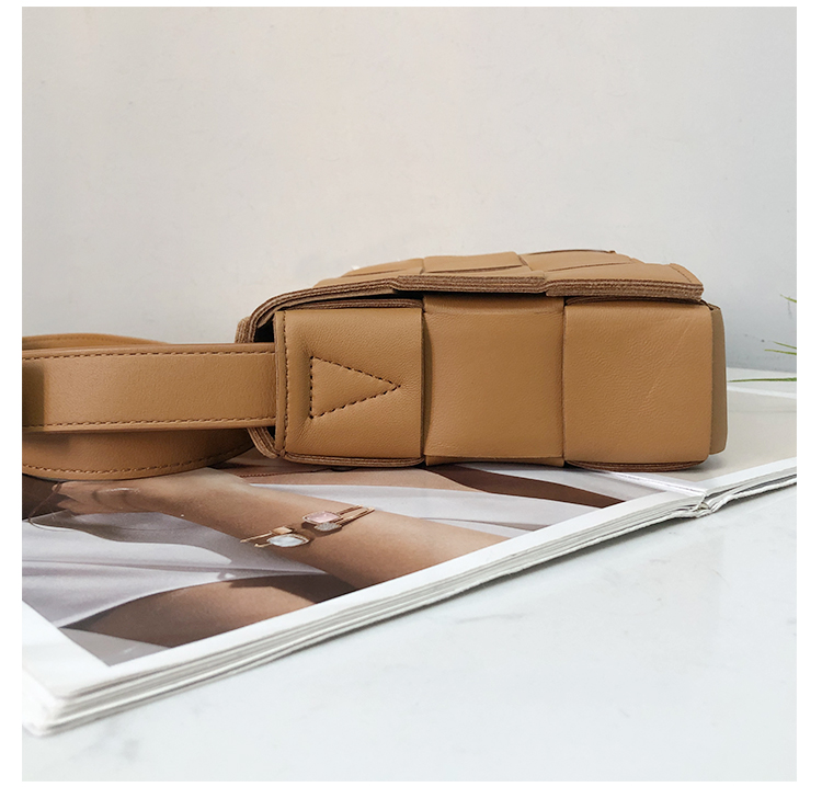 Bottega Veneta Crossbody Box Pouch in Caramel