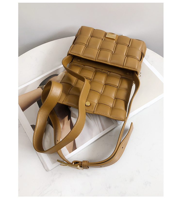 Bottega Veneta Small Padded Crossbody Bag in Camel (717506)