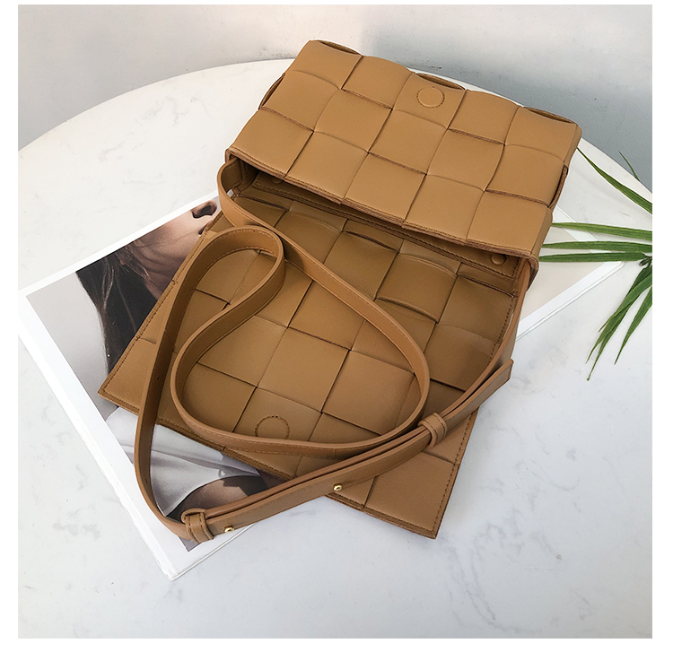 Bottega Veneta Crossbody Box Pouch in Caramel