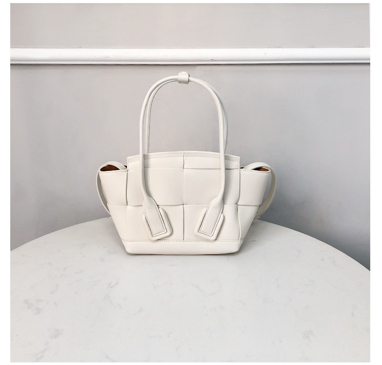 Bottega Veneta Mini Arco Bag in White