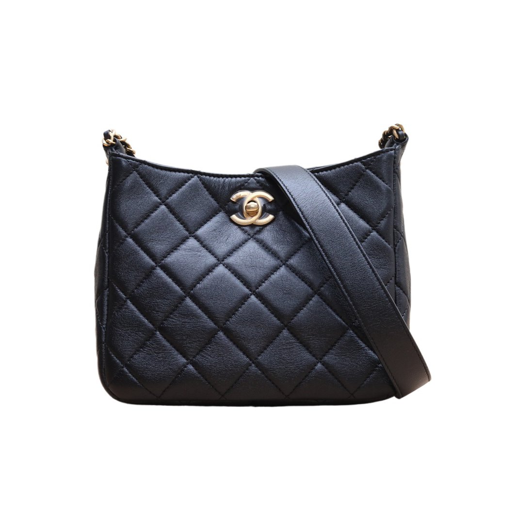 *CHANEL 22 Spring/Summer Checkerboard Pattern Gold Hardware Letter Logo Leather-Threaded Chain Gabrielle Hobo Bag, Small Size-Hana Vintage