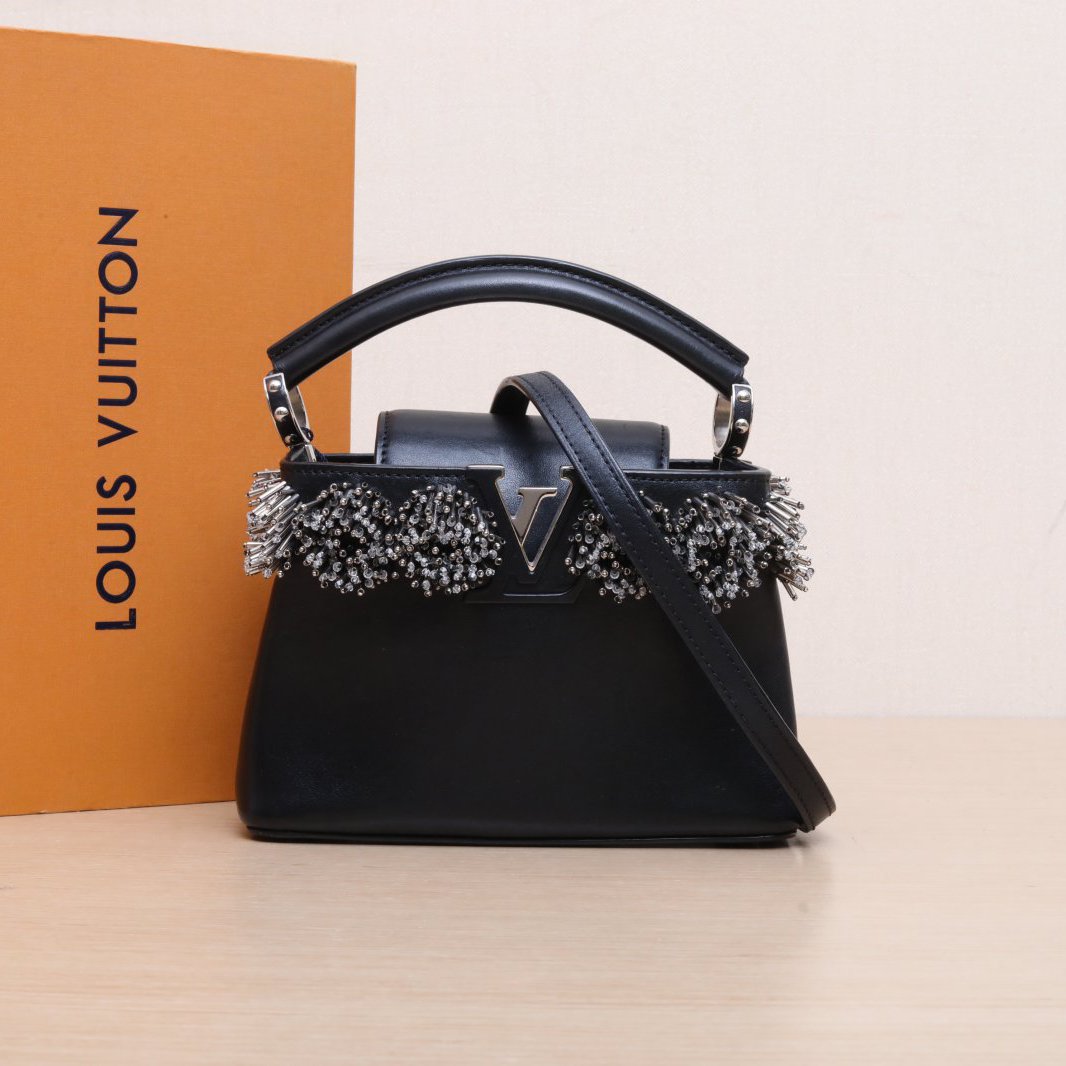*LOUIS VUITTON Capucines Mini 21-Hana Vintage