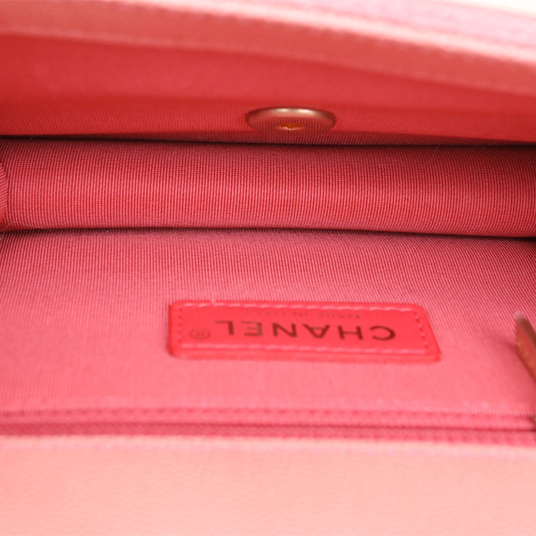 CHANEL Chanel Fanny Pack, Gradient Pink Flap with Gold Hardware, Gradient Color, 2019, Gold Hardware