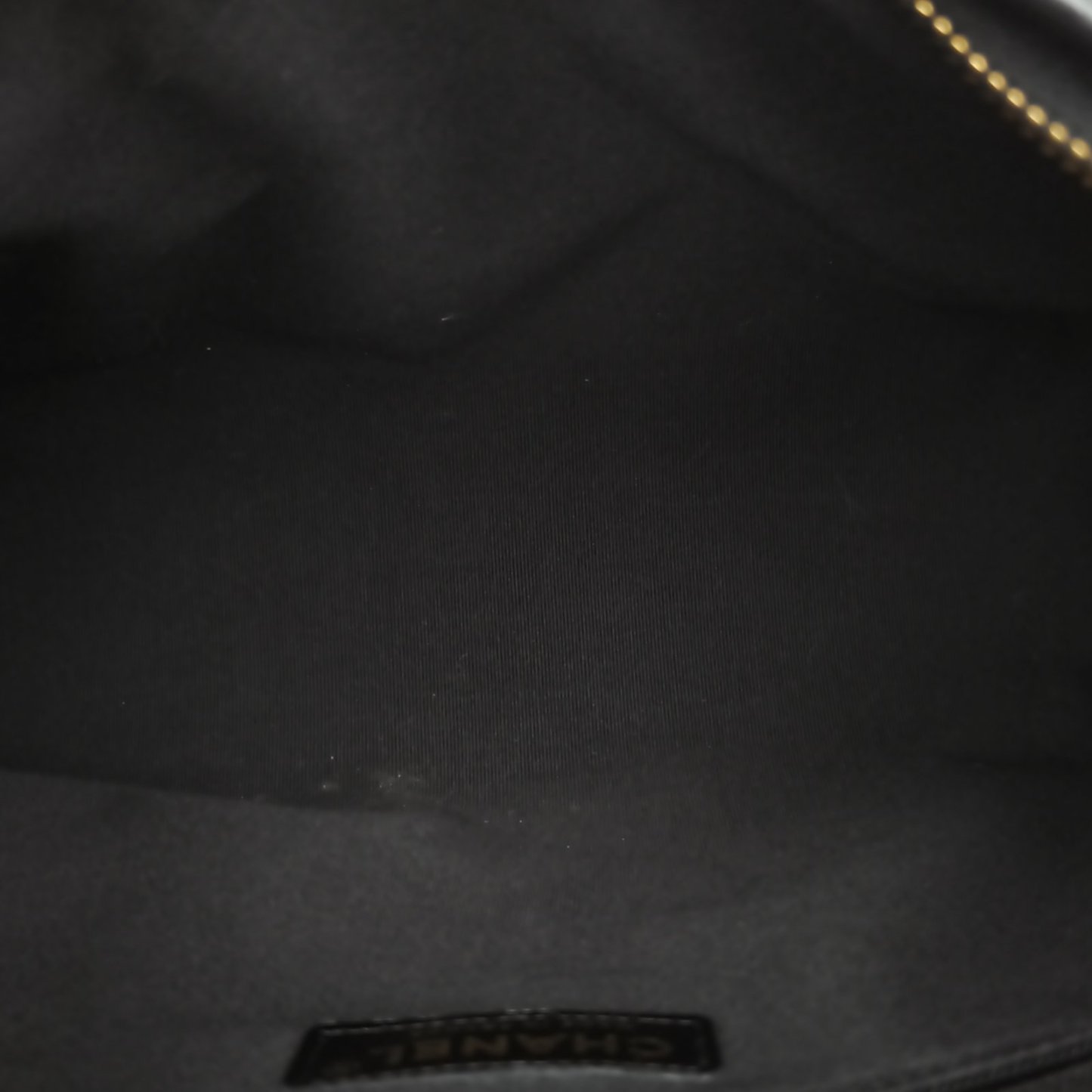 CHANEL Black Chip Gold Hardware 24A hobo Large 30cm-Hana Vintage