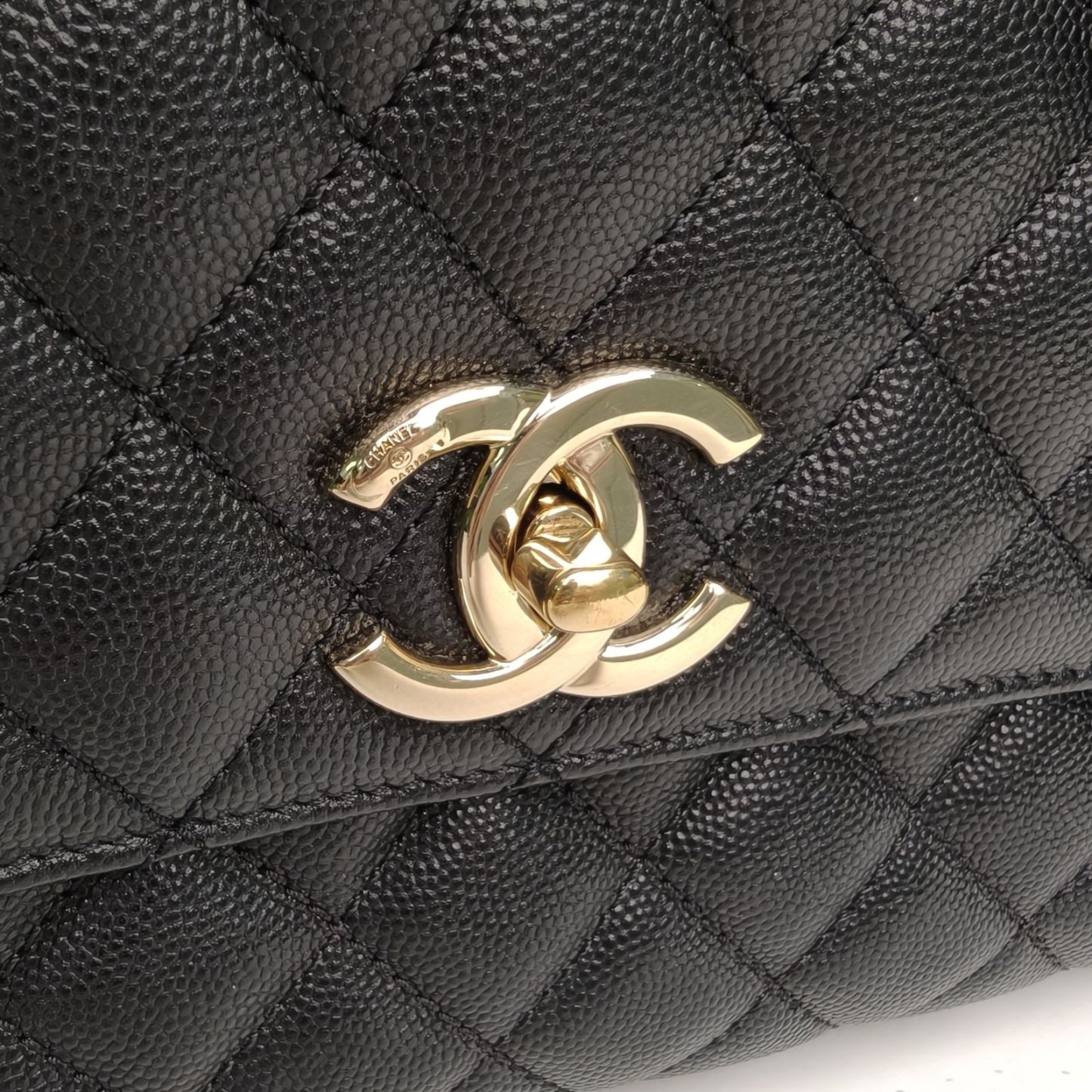 *CHANEL Coco Handle Medium 29cm-Hana Vintage