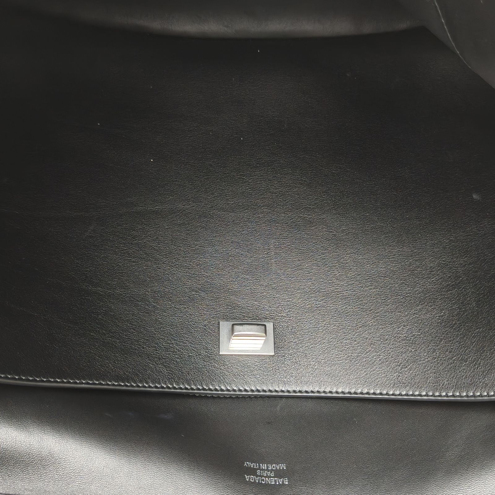 *BALENCIAGA Rodeo Large 40cm-Hana Vintage