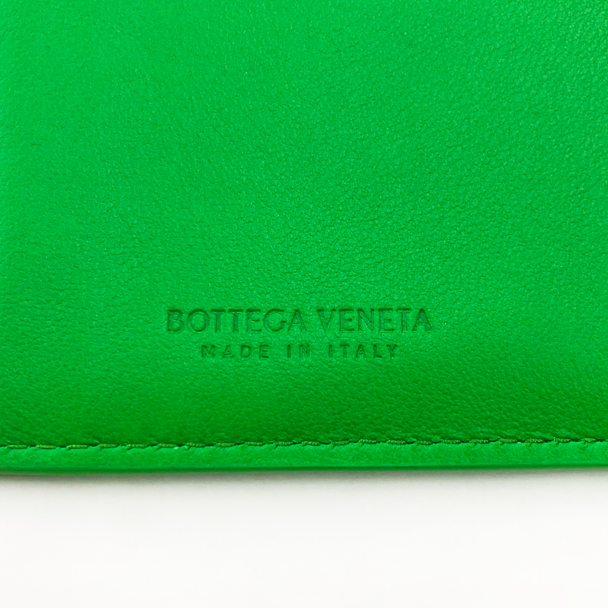 Bottega Veneta Card Case in Parrot Green