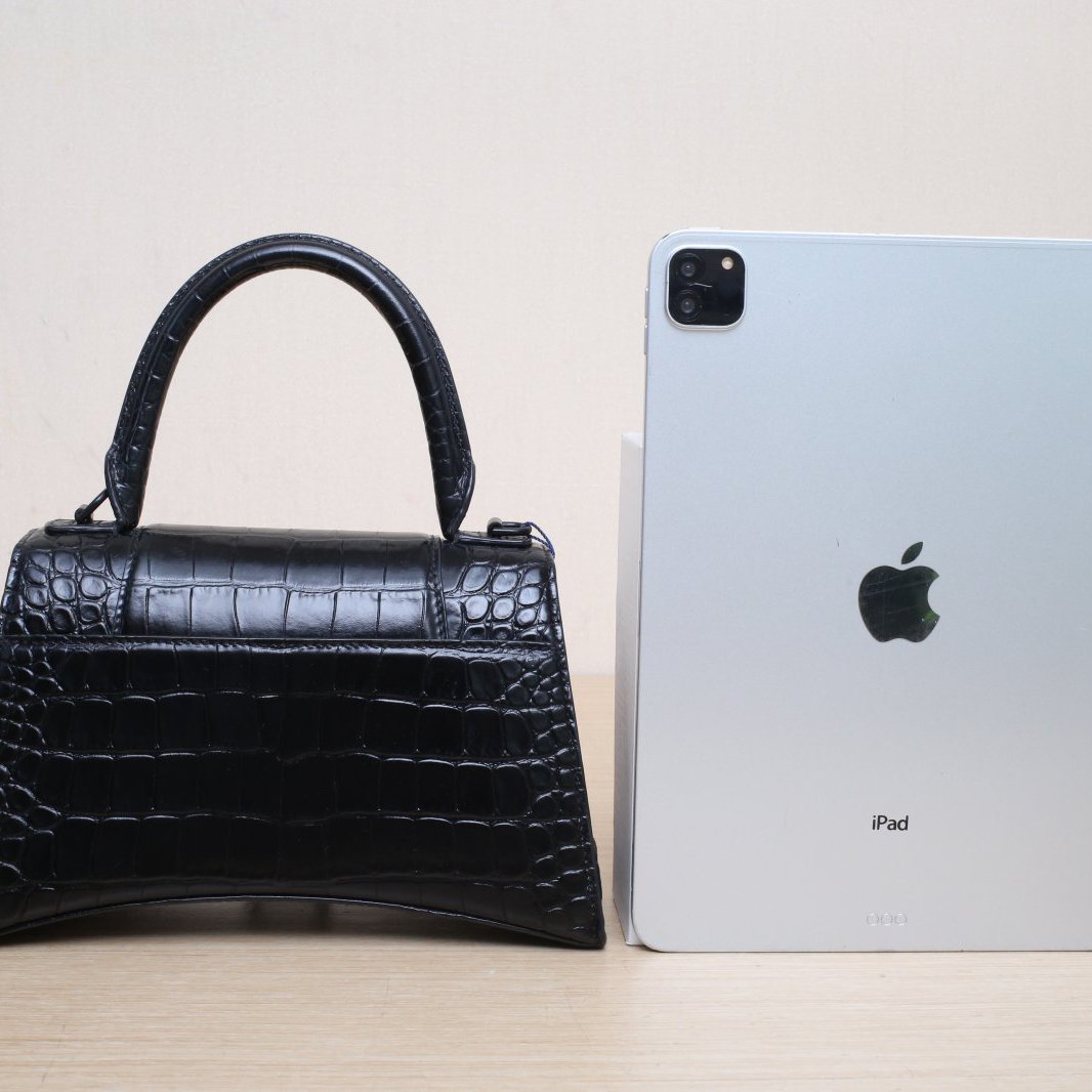 *BALENCIAGA Hourglass S size with crocodile embossing-Hana Vintage