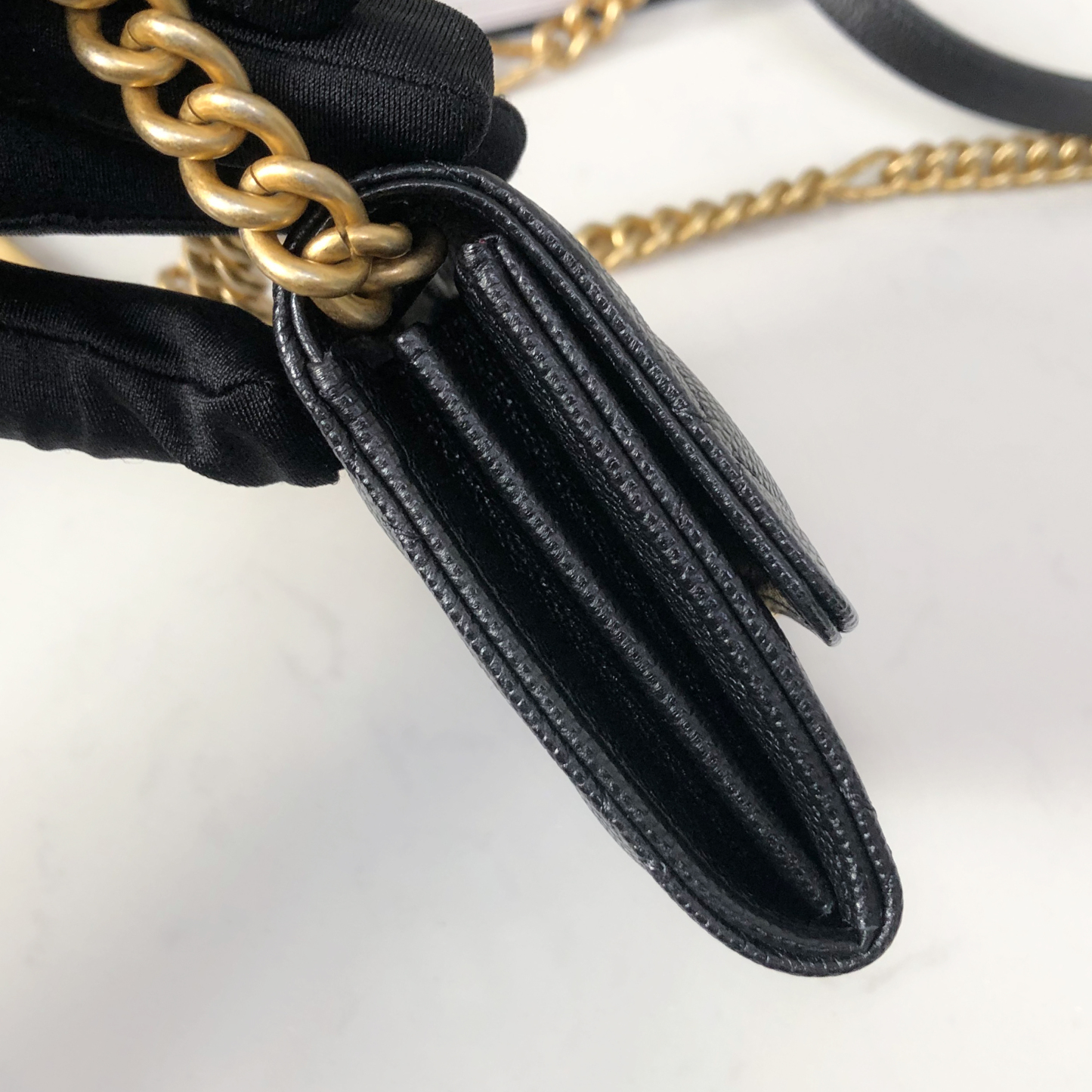 CHANEL Chain Card Holder AP2335