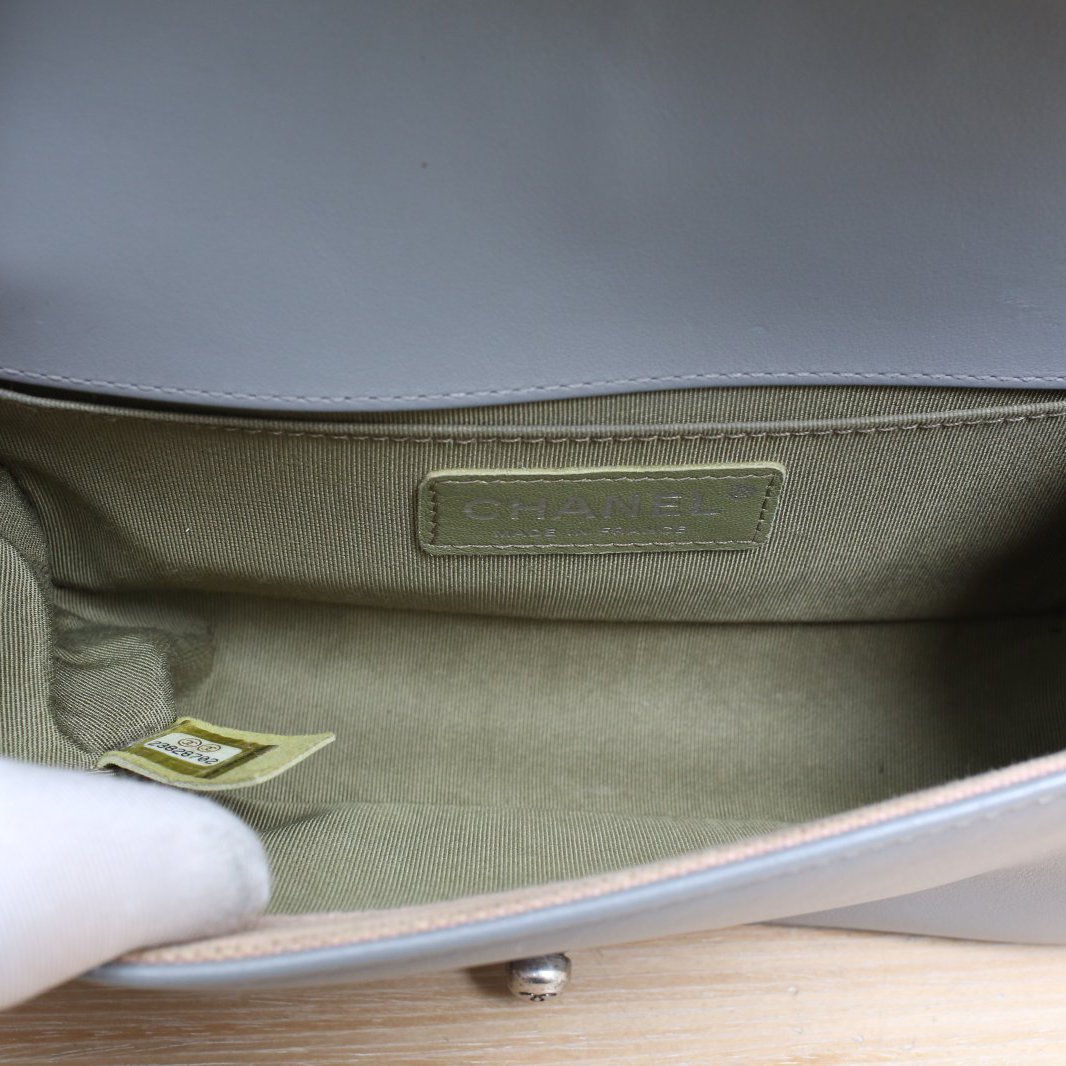 *CHANEL Leboy Small 20.5cm-Hana Vintage