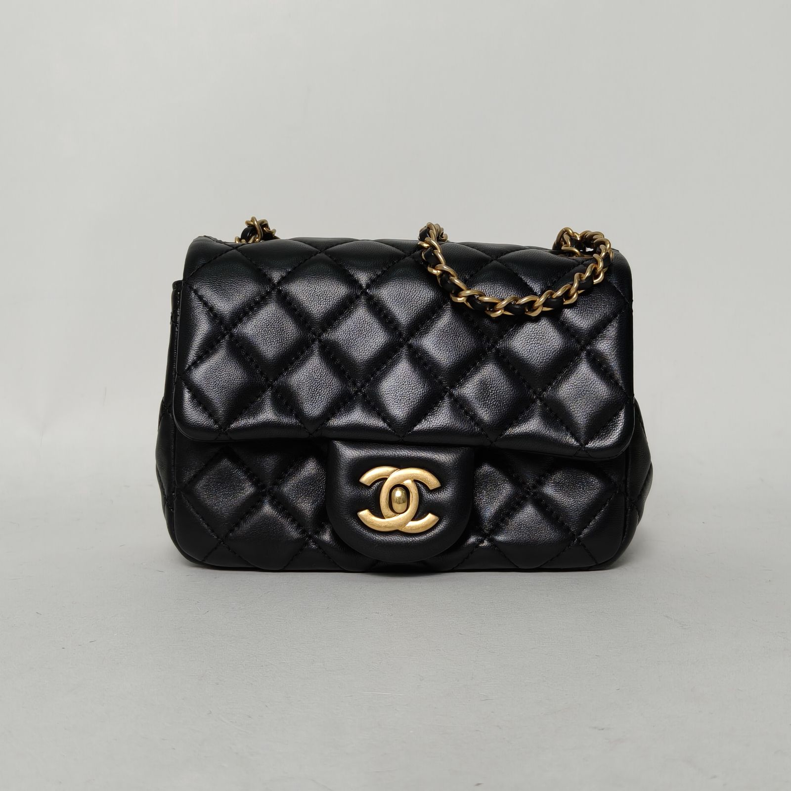 CHANEL CF flap bag, Square Bag, 17cm