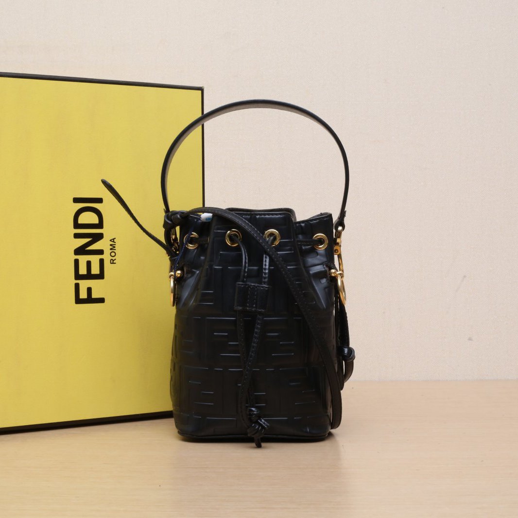 *FENDI MON TRESOR Mini Bucket Bag-Hana Vintage