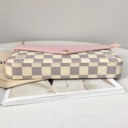 LOUIS VUITTON WOC (Wallet on Chain) N63106
