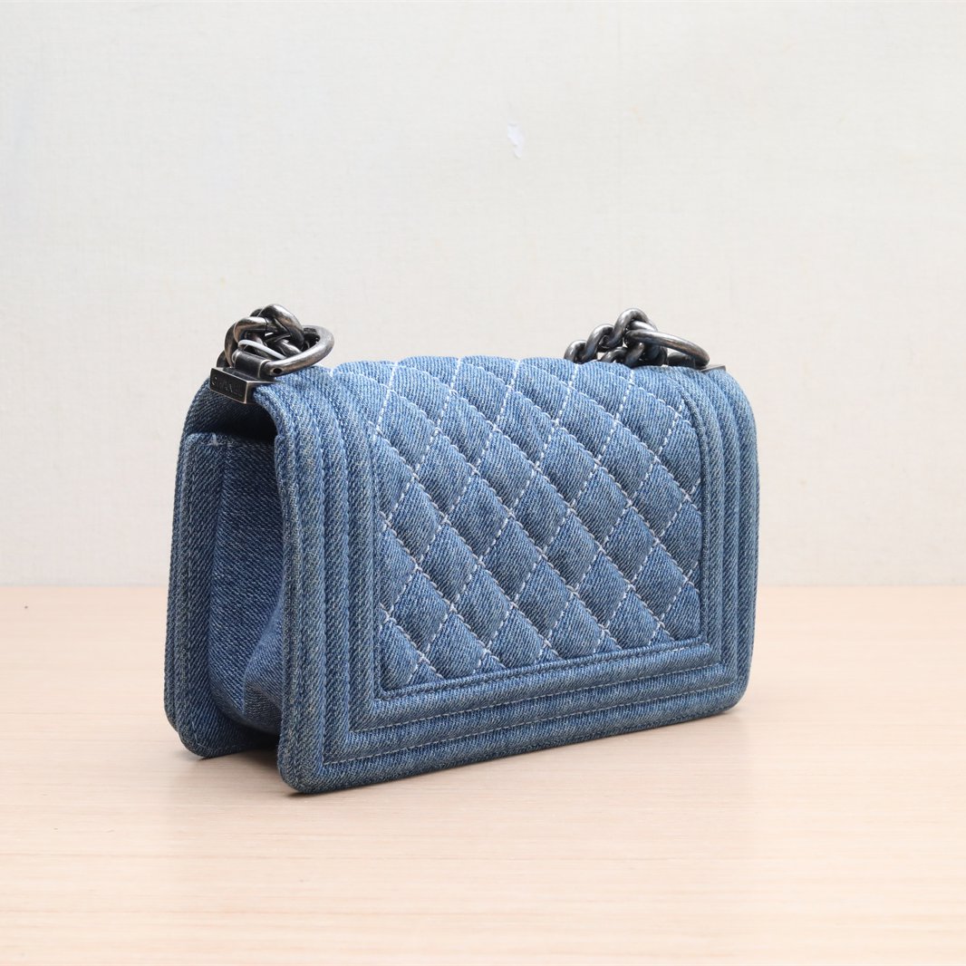 *CHANEL Leboy Small 20.5cm-Hana Vintage