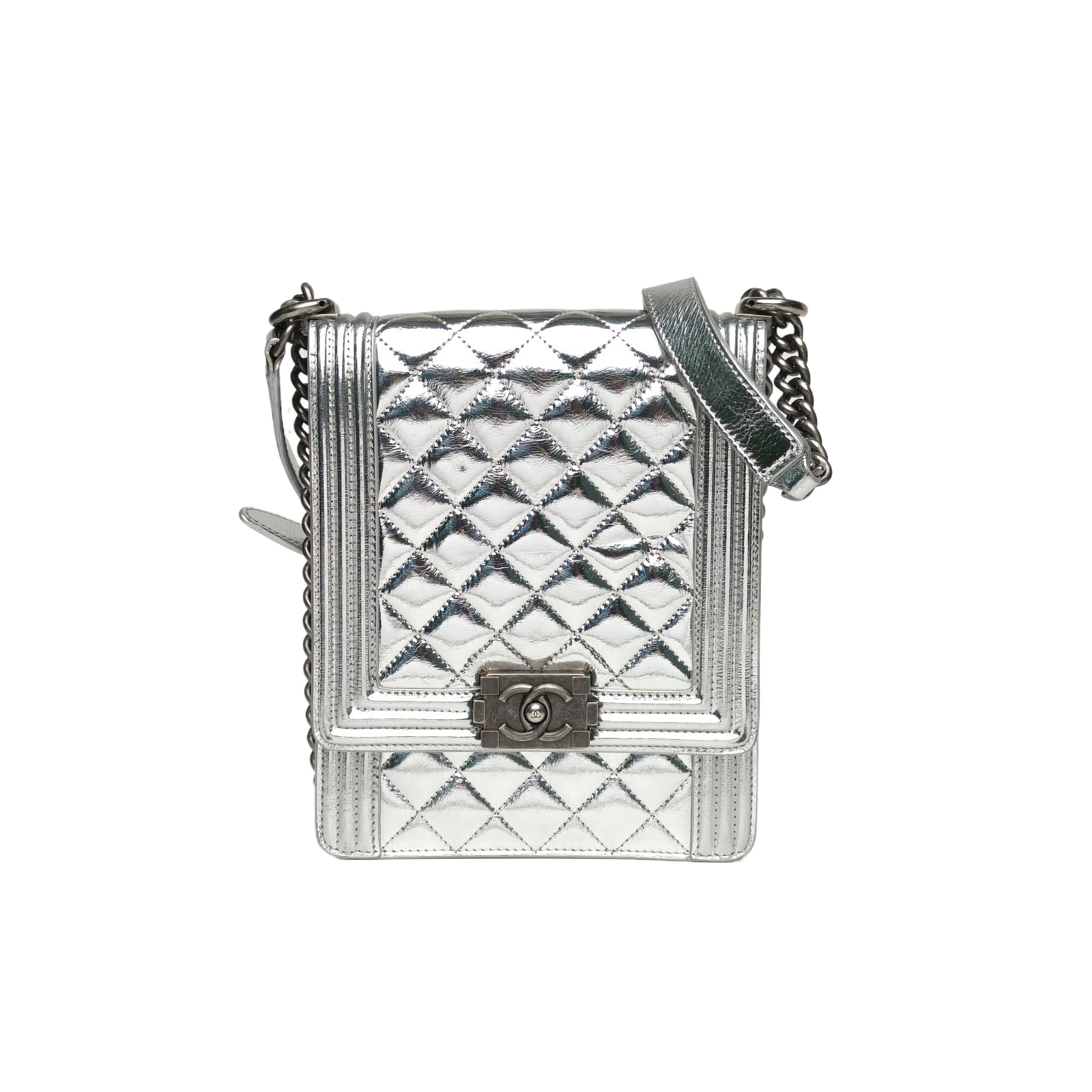 *CHANEL Leboy Vertical Version 16cm