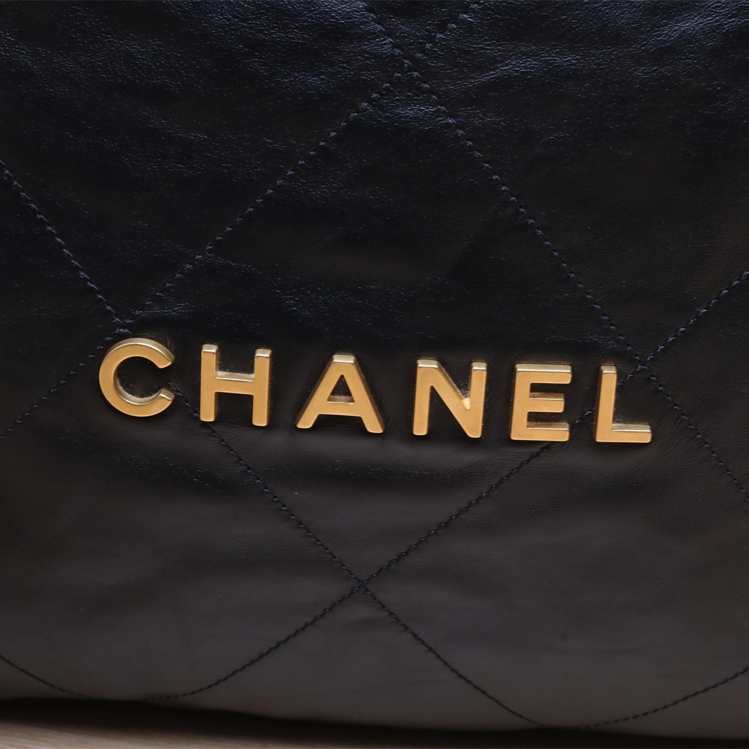 *CHANEL 22Bag Tote Large Size, 37cm-Hana Vintage