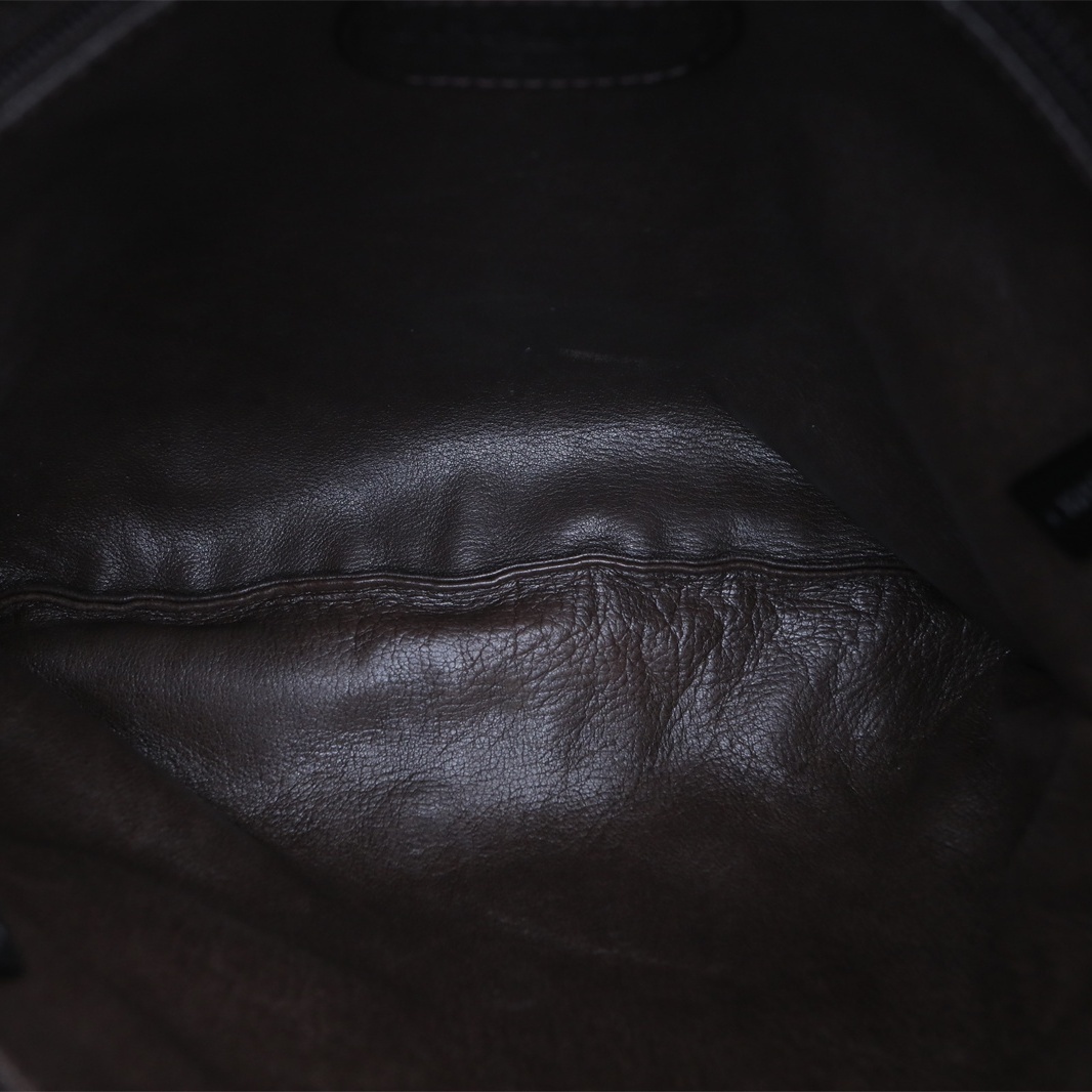 *CHANEL Brown  1999 Black Hardware Vintage Rabbit Fur and Tortoise Shell Medium Crossbody Bag 30*30-Hana Vintage