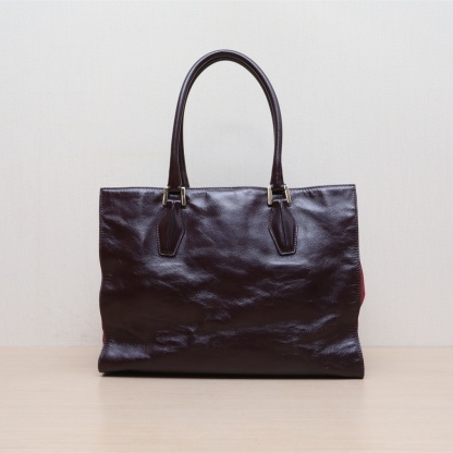 *TODS Burgundy Leather C Gold Hardware Tote Bag-Hana Vintage