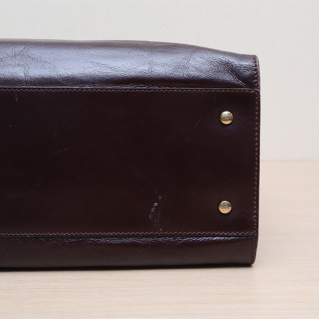 *TODS Burgundy Leather C Gold Hardware Tote Bag-Hana Vintage