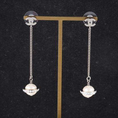 CHANEL 17K Double C Long Earrings Alloy-Hana Vintage