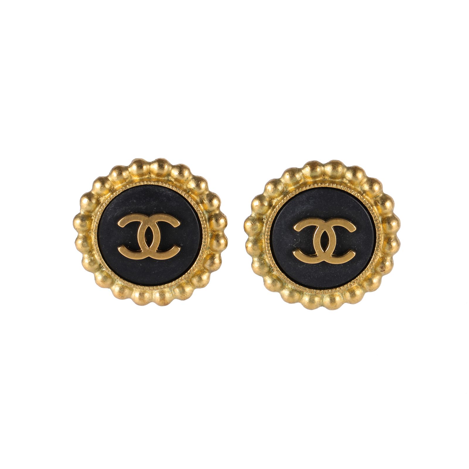 CHANEL 95P Double C LOGO Round Earrings Clip-ons Alloy-Hana Vintage