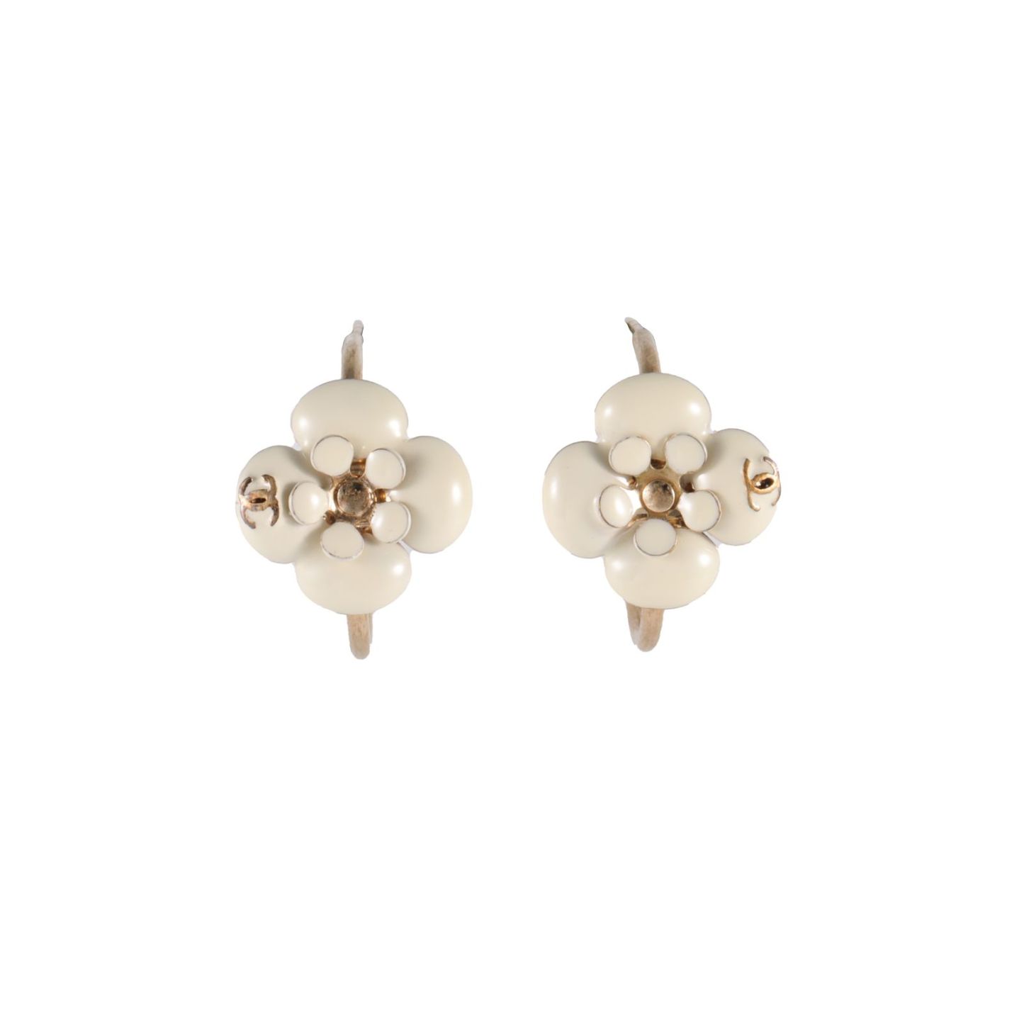 CHANEL 10P White Camellia Enamel Earrings Alloy