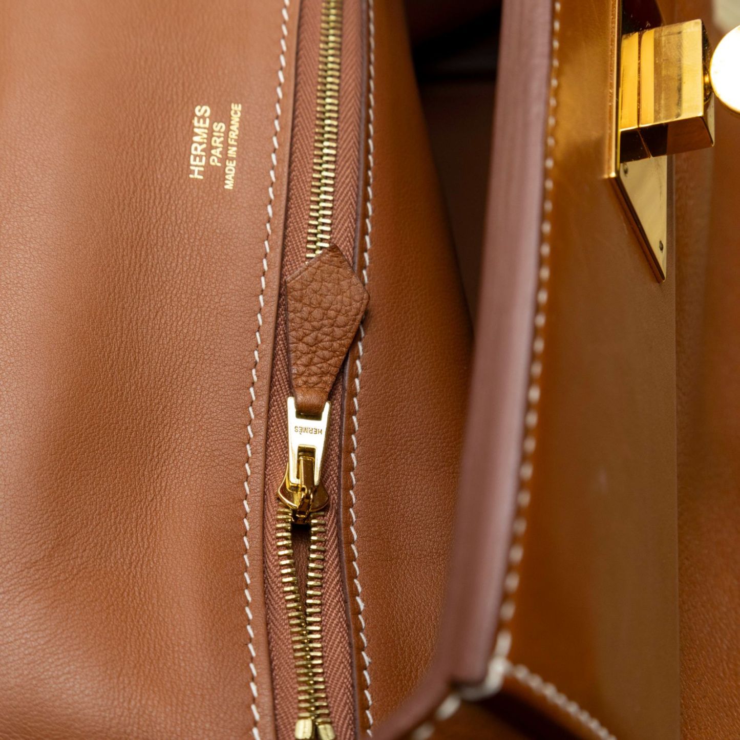 HERMES Hermes 2424 Saddle Leather C STAMP