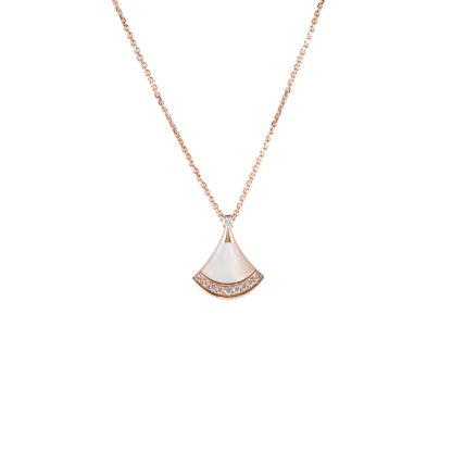 BVLGARI DIVAS DREAM Diamond Studded 18K Gold Necklace 18K Rose Gold,Diamond,Mother of Pearl-Hana Vintage