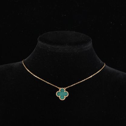 VAN CLEEF&ARPELS Vintage Alhambra Medium Single Flower Necklace 18K Gold,Malachite-Hana Vintage