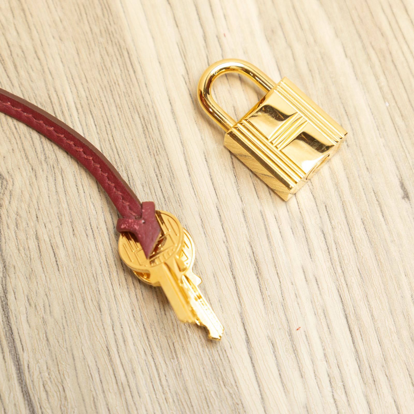 HERMES Birkin 35 B5 Frame O Ruby Red Gold Hardware