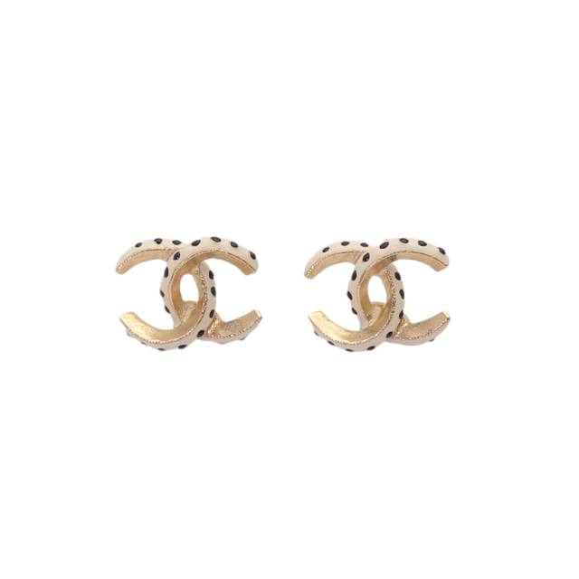 CHANEL 16C Spiral Earrings Alloy-Hana Vintage