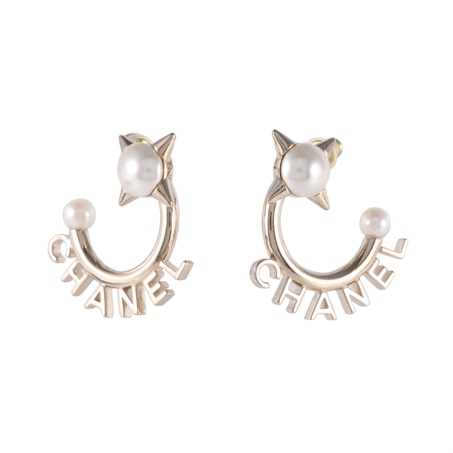 CHANEL 21A Letter Pearl Earrings Alloy