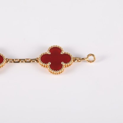 VAN CLEEF&ARPELS Vintage Alhambra medium five-petal bracelet new clasp 18K Gold,Carnelian-Hana Vintage